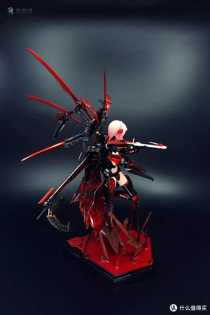 乖乖女竟改成血色召唤师，猎兵型雪绒花机娘超级改造