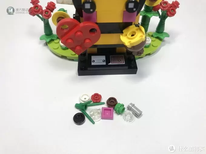 LEGO 乐高 方头仔系列 40270 情人节蜜蜂拼砌盒