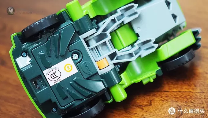 伟易达/VTech变形恐龙机器人开箱展示