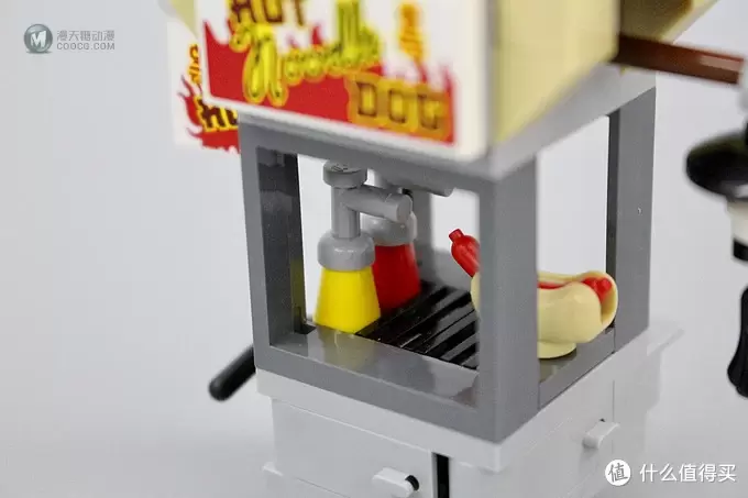 海陆大杀器：加满都竞选拉票机械鲨（LEGO70656）