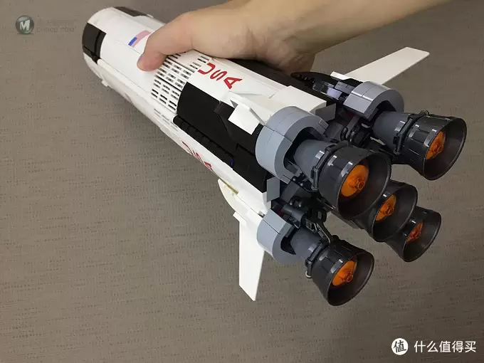 不惑大叔的legogo 篇十二：带我去月球，重力轻浮你我—LEGO 乐高 21309 土星五号火箭