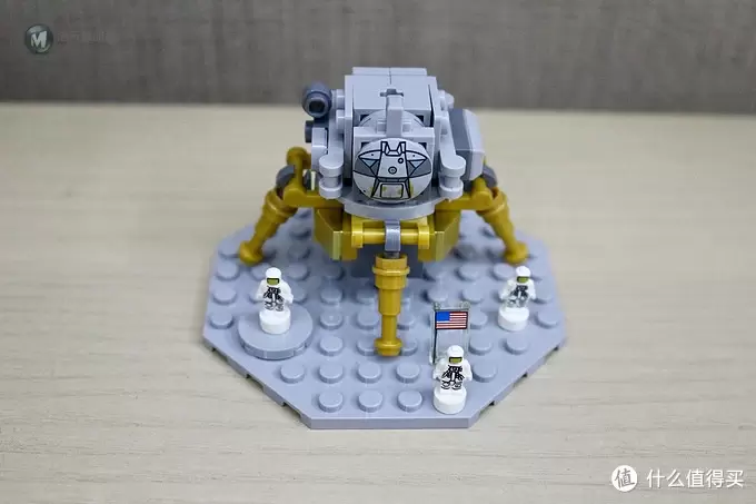 不惑大叔的legogo 篇十二：带我去月球，重力轻浮你我—LEGO 乐高 21309 土星五号火箭