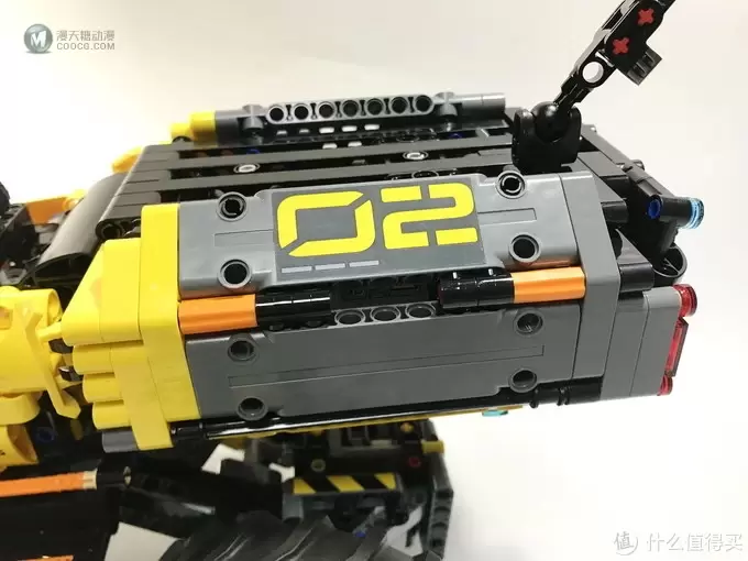 LEGO 乐高 拼拼乐 篇176：未来与现代的结合：42081 沃尔沃 ZEUX 概念式装载机