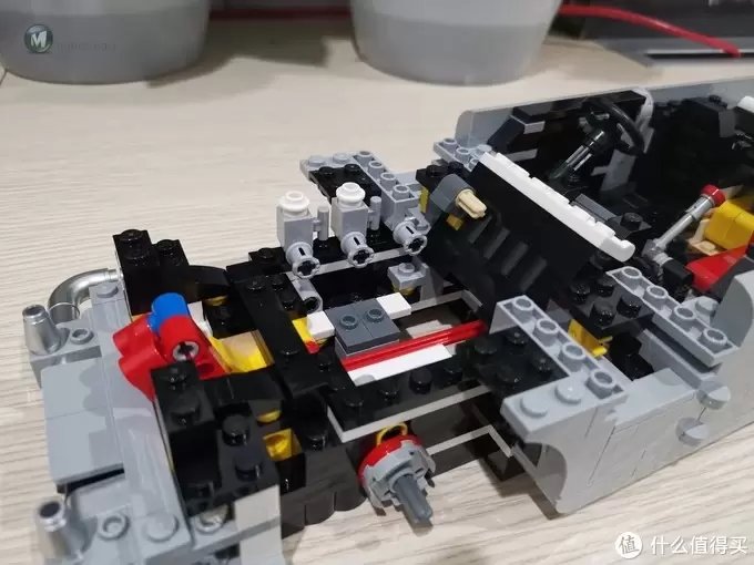 老杨的玩具仓库 篇六十一：LEGO 10262 007的酷帅座驾 阿斯顿马丁DB5