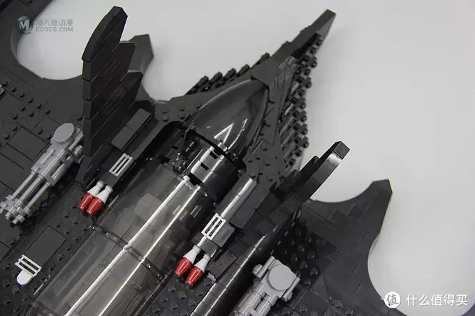 不惑大叔的legogo 篇四十七：圆月弯刀：乐高蝙蝠飞翼战机BATWING(LEGO76161)