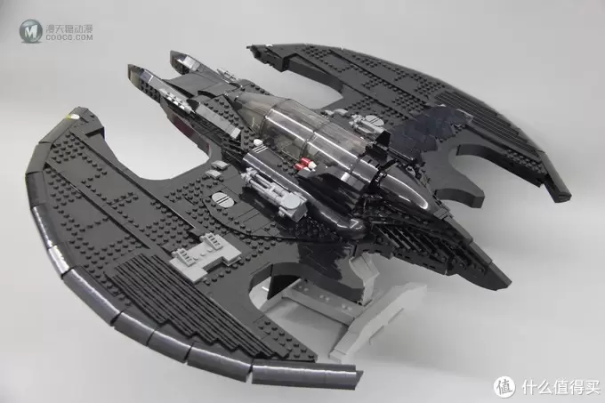 不惑大叔的legogo 篇四十七：圆月弯刀：乐高蝙蝠飞翼战机BATWING(LEGO76161)