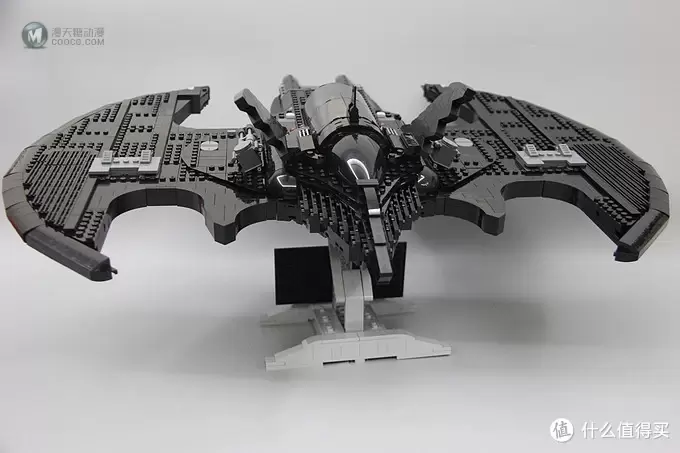 不惑大叔的legogo 篇四十七：圆月弯刀：乐高蝙蝠飞翼战机BATWING(LEGO76161)