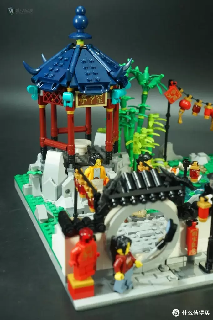 积木的世界 篇三十九：元宵灯亮又一年 LEGO80107 新春灯会