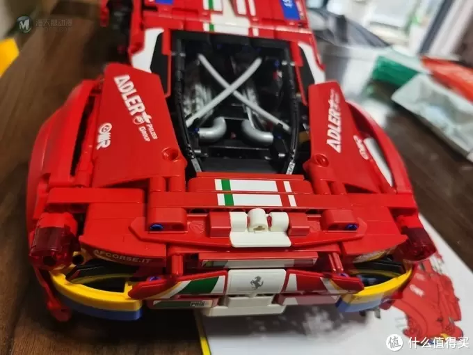 积木们 篇二十二：牛年马犇犇～乐高42125，Ferrari 488 GTE