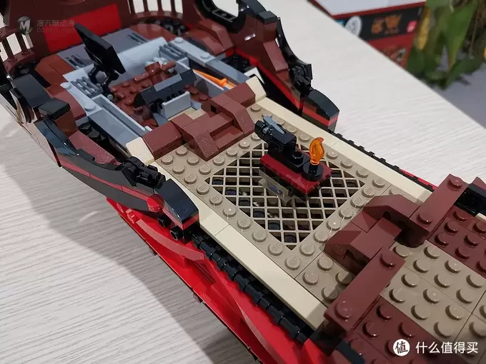 老杨的玩具仓库 篇五十三：LEGO 幻影忍者系列 71705 2020款 命运赏赐号