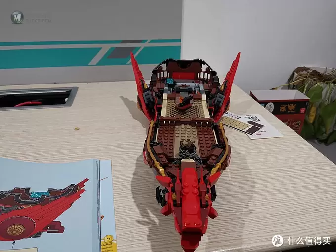 老杨的玩具仓库 篇五十三：LEGO 幻影忍者系列 71705 2020款 命运赏赐号