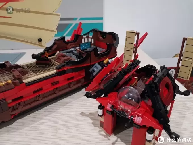 老杨的玩具仓库 篇五十三：LEGO 幻影忍者系列 71705 2020款 命运赏赐号