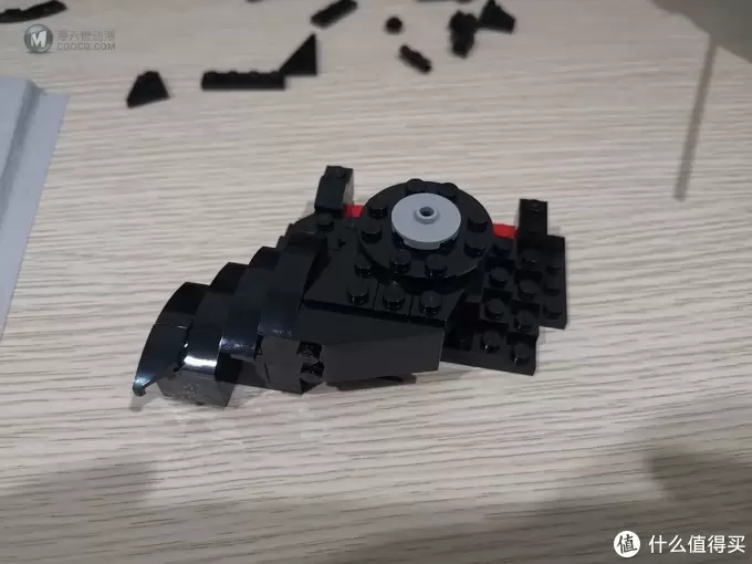 老杨的玩具仓库 篇五十：LEGO 星球大战 40周年 头盔系列 75274 钛战机驾驶员头盔 评测