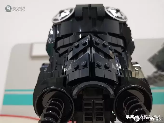 老杨的玩具仓库 篇五十：LEGO 星球大战 40周年 头盔系列 75274 钛战机驾驶员头盔 评测