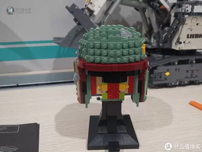 老杨的玩具仓库 篇五十二：LEGO 75277 星战40周年系列 赏金猎人波巴非特头盔