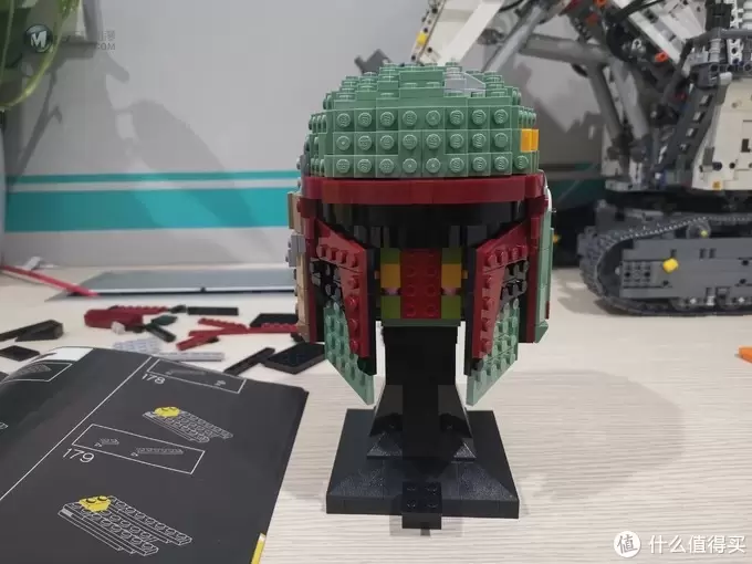 老杨的玩具仓库 篇五十二：LEGO 75277 星战40周年系列 赏金猎人波巴非特头盔