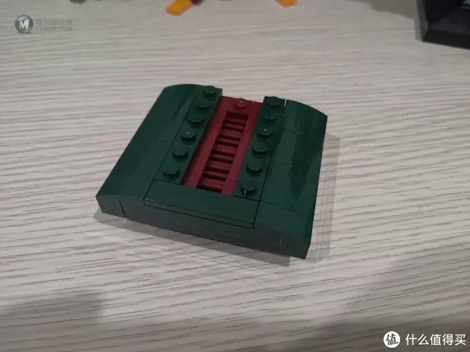 老杨的玩具仓库 篇五十二：LEGO 75277 星战40周年系列 赏金猎人波巴非特头盔