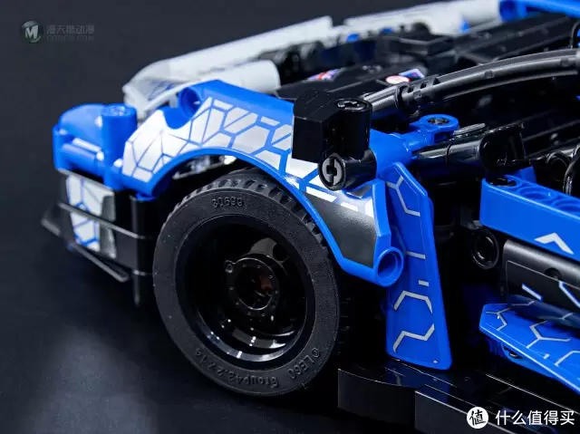 LEGO 42123 麦拉伦Senna GTR 狂野的赛道怪物现身！