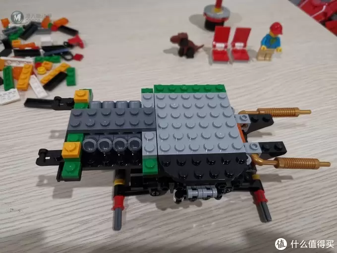 老杨的玩具仓库 篇四十八：LEGO CREATOR创意3合1系列 巨轮汉堡车 A模式评测