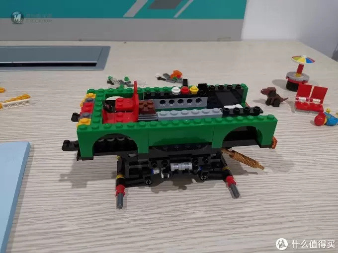 老杨的玩具仓库 篇四十八：LEGO CREATOR创意3合1系列 巨轮汉堡车 A模式评测