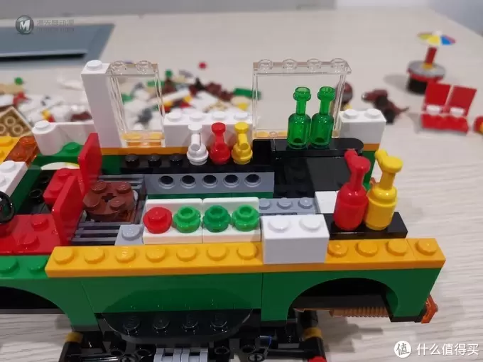 老杨的玩具仓库 篇四十八：LEGO CREATOR创意3合1系列 巨轮汉堡车 A模式评测