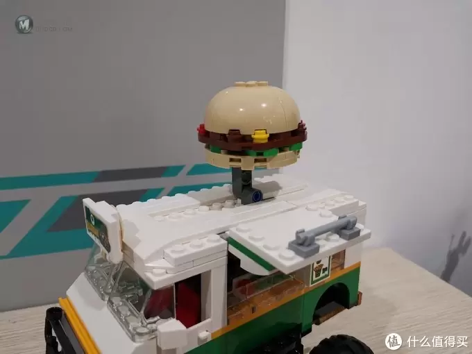 老杨的玩具仓库 篇四十八：LEGO CREATOR创意3合1系列 巨轮汉堡车 A模式评测