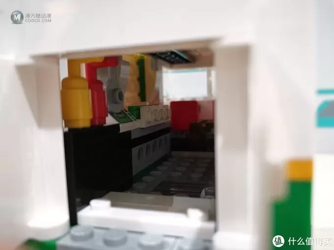 老杨的玩具仓库 篇四十八：LEGO CREATOR创意3合1系列 巨轮汉堡车 A模式评测