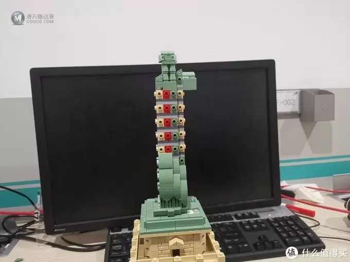 老杨的玩具仓库 篇四十三：LEGO 21042 微型建筑系列 自由女神像 评测