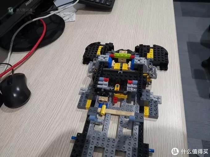 老杨的玩具仓库 篇四十一：LEGO 76139 史上最帅蝙蝠侠战车 1989 Batmobile 评测 图多杀猫