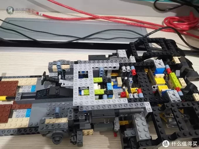 老杨的玩具仓库 篇四十一：LEGO 76139 史上最帅蝙蝠侠战车 1989 Batmobile 评测 图多杀猫