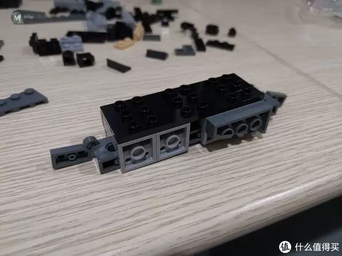 老杨的玩具仓库 篇四十一：LEGO 76139 史上最帅蝙蝠侠战车 1989 Batmobile 评测 图多杀猫