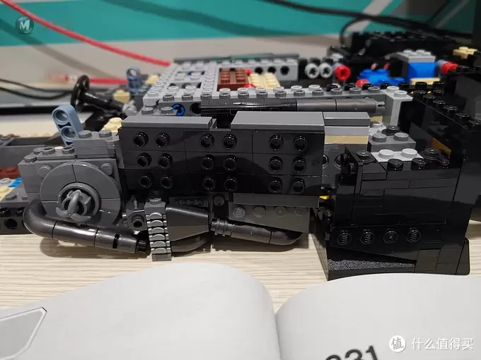 老杨的玩具仓库 篇四十一：LEGO 76139 史上最帅蝙蝠侠战车 1989 Batmobile 评测 图多杀猫