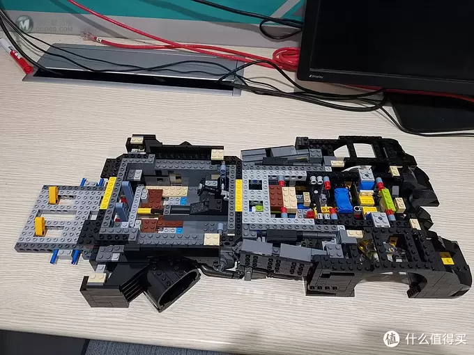 老杨的玩具仓库 篇四十一：LEGO 76139 史上最帅蝙蝠侠战车 1989 Batmobile 评测 图多杀猫