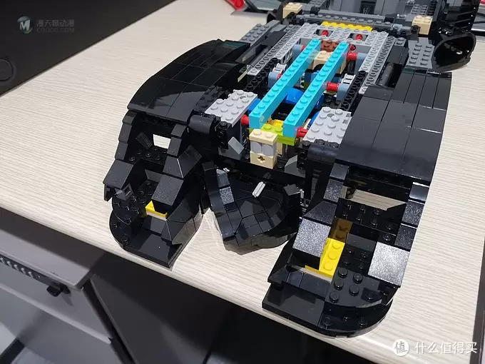 老杨的玩具仓库 篇四十一：LEGO 76139 史上最帅蝙蝠侠战车 1989 Batmobile 评测 图多杀猫