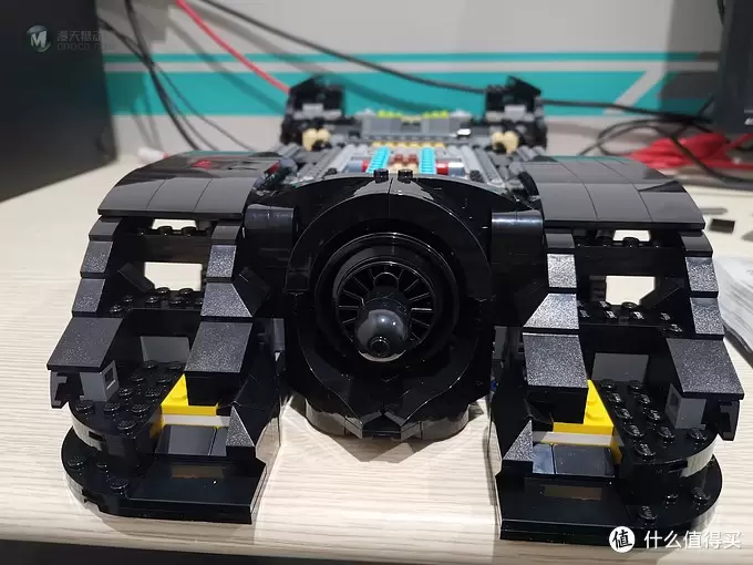 老杨的玩具仓库 篇四十一：LEGO 76139 史上最帅蝙蝠侠战车 1989 Batmobile 评测 图多杀猫