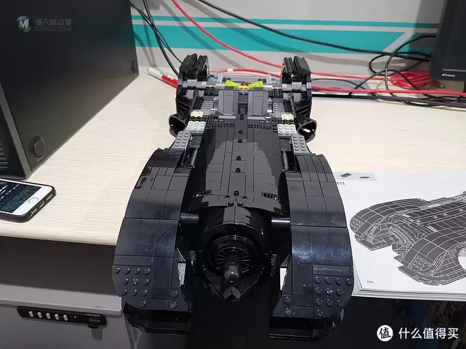 老杨的玩具仓库 篇四十一：LEGO 76139 史上最帅蝙蝠侠战车 1989 Batmobile 评测 图多杀猫