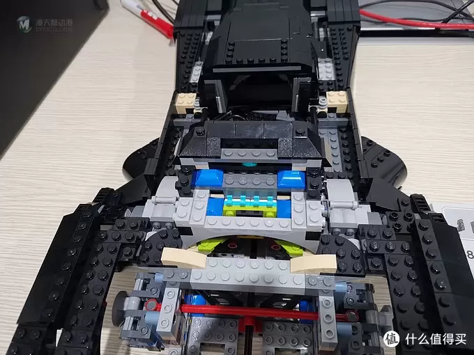 老杨的玩具仓库 篇四十一：LEGO 76139 史上最帅蝙蝠侠战车 1989 Batmobile 评测 图多杀猫