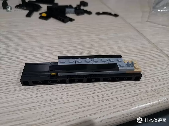 老杨的玩具仓库 篇四十一：LEGO 76139 史上最帅蝙蝠侠战车 1989 Batmobile 评测 图多杀猫