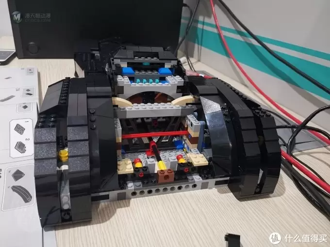 老杨的玩具仓库 篇四十一：LEGO 76139 史上最帅蝙蝠侠战车 1989 Batmobile 评测 图多杀猫