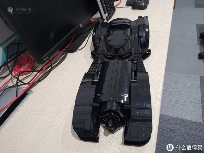 老杨的玩具仓库 篇四十一：LEGO 76139 史上最帅蝙蝠侠战车 1989 Batmobile 评测 图多杀猫