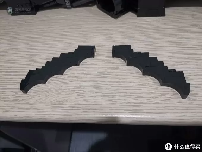 老杨的玩具仓库 篇四十一：LEGO 76139 史上最帅蝙蝠侠战车 1989 Batmobile 评测 图多杀猫