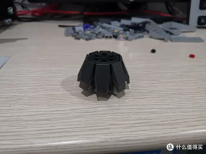 老杨的玩具仓库 篇四十一：LEGO 76139 史上最帅蝙蝠侠战车 1989 Batmobile 评测 图多杀猫