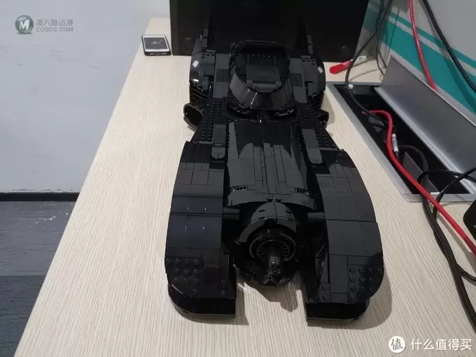 老杨的玩具仓库 篇四十一：LEGO 76139 史上最帅蝙蝠侠战车 1989 Batmobile 评测 图多杀猫