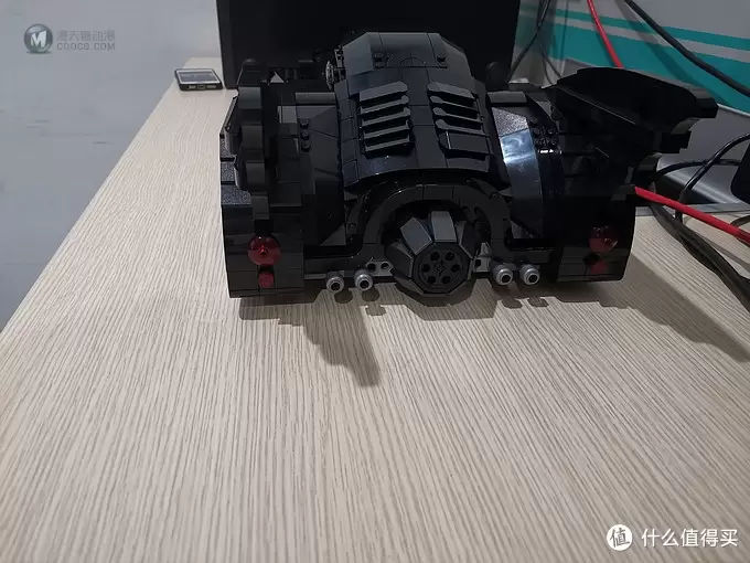 老杨的玩具仓库 篇四十一：LEGO 76139 史上最帅蝙蝠侠战车 1989 Batmobile 评测 图多杀猫