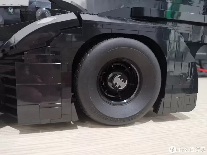 老杨的玩具仓库 篇四十一：LEGO 76139 史上最帅蝙蝠侠战车 1989 Batmobile 评测 图多杀猫