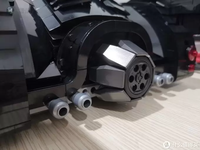 老杨的玩具仓库 篇四十一：LEGO 76139 史上最帅蝙蝠侠战车 1989 Batmobile 评测 图多杀猫