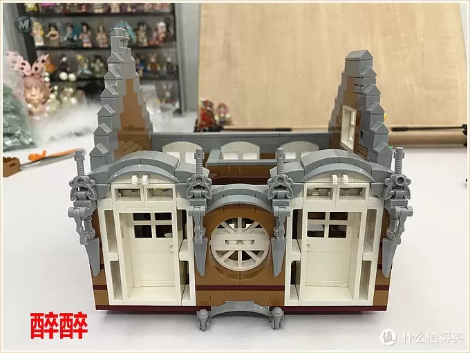 MOC 篇二十八：艺术-可以用积木表达 Fine Arts Shop & Newsagent's-美术商店与报摊