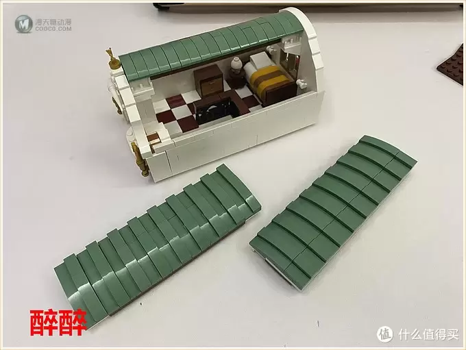 MOC 篇二十八：艺术-可以用积木表达 Fine Arts Shop & Newsagent's-美术商店与报摊