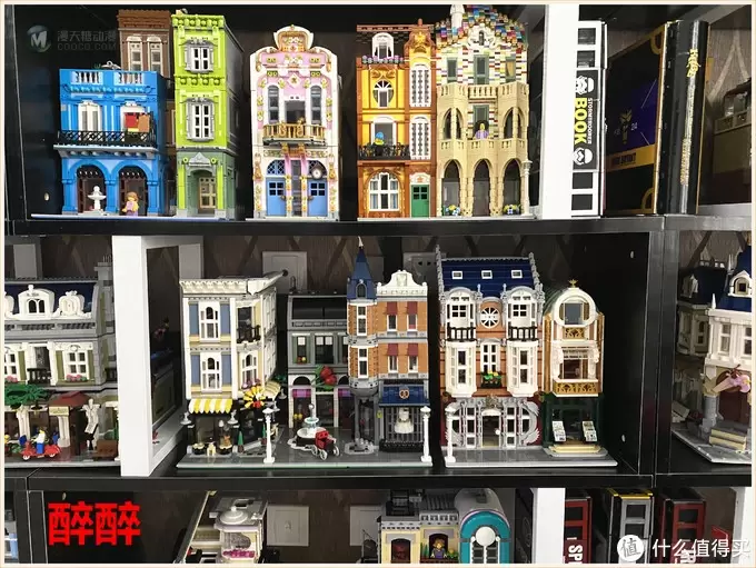 MOC 篇二十八：艺术-可以用积木表达 Fine Arts Shop & Newsagent's-美术商店与报摊