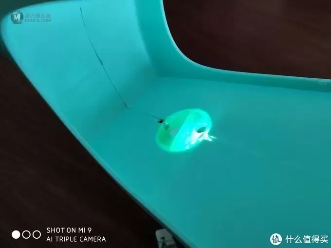 我的滑板车可以变形哦，瑞士micro迈古米高三合一迷你储物滑板车